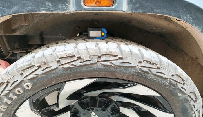 2022 Mahindra Thar LX D AT 4WD HT, Diesel, Automatic, 27,274 km, tyre