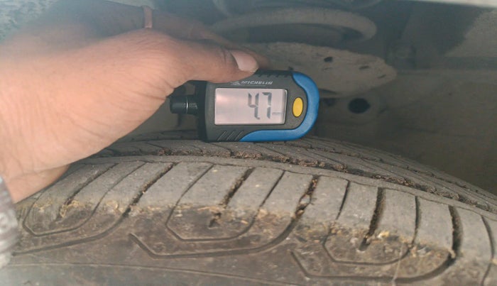 2015 Honda Amaze 1.2L I-VTEC S, Petrol, Manual, 1,22,465 km, tyre