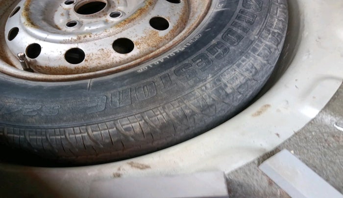 2010 Maruti Ritz LXI, Petrol, Manual, 11,595 km, tyre