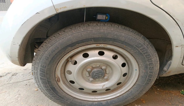 2010 Maruti Ritz LXI, Petrol, Manual, 11,595 km, tyre