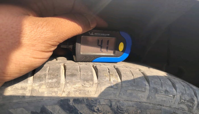 2022 Hyundai GRAND I10 NIOS MAGNA 1.2 KAPPA VTVT, Petrol, Manual, 37,993 km, tyre