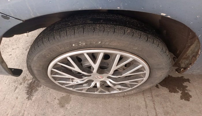 2010 Maruti Wagon R 1.0 VXI, Petrol, Manual, 92,412 km, tyre