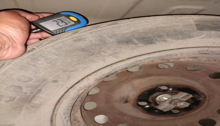 2010 Hyundai i20 MAGNA 1.2, Petrol, Manual, 24,204 km, tyre