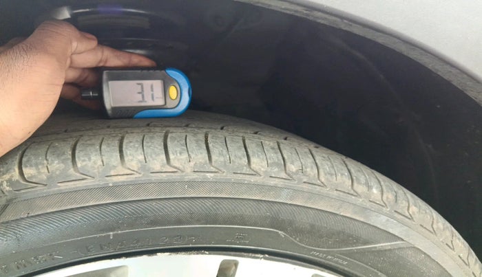 2015 Hyundai i20 Active 1.4 SX, Diesel, Manual, 1,03,500 km, tyre