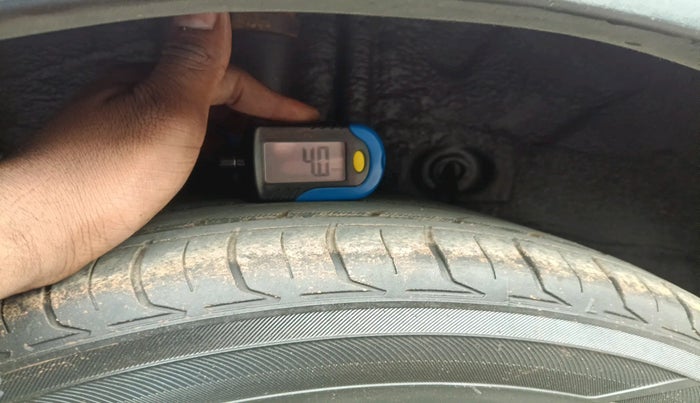 2015 Hyundai i20 Active 1.4 SX, Diesel, Manual, 1,03,500 km, tyre