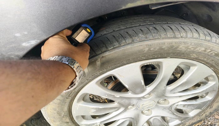 2017 Maruti Baleno ALPHA DIESEL 1.3, Diesel, Manual, 1,47,415 km, tyre