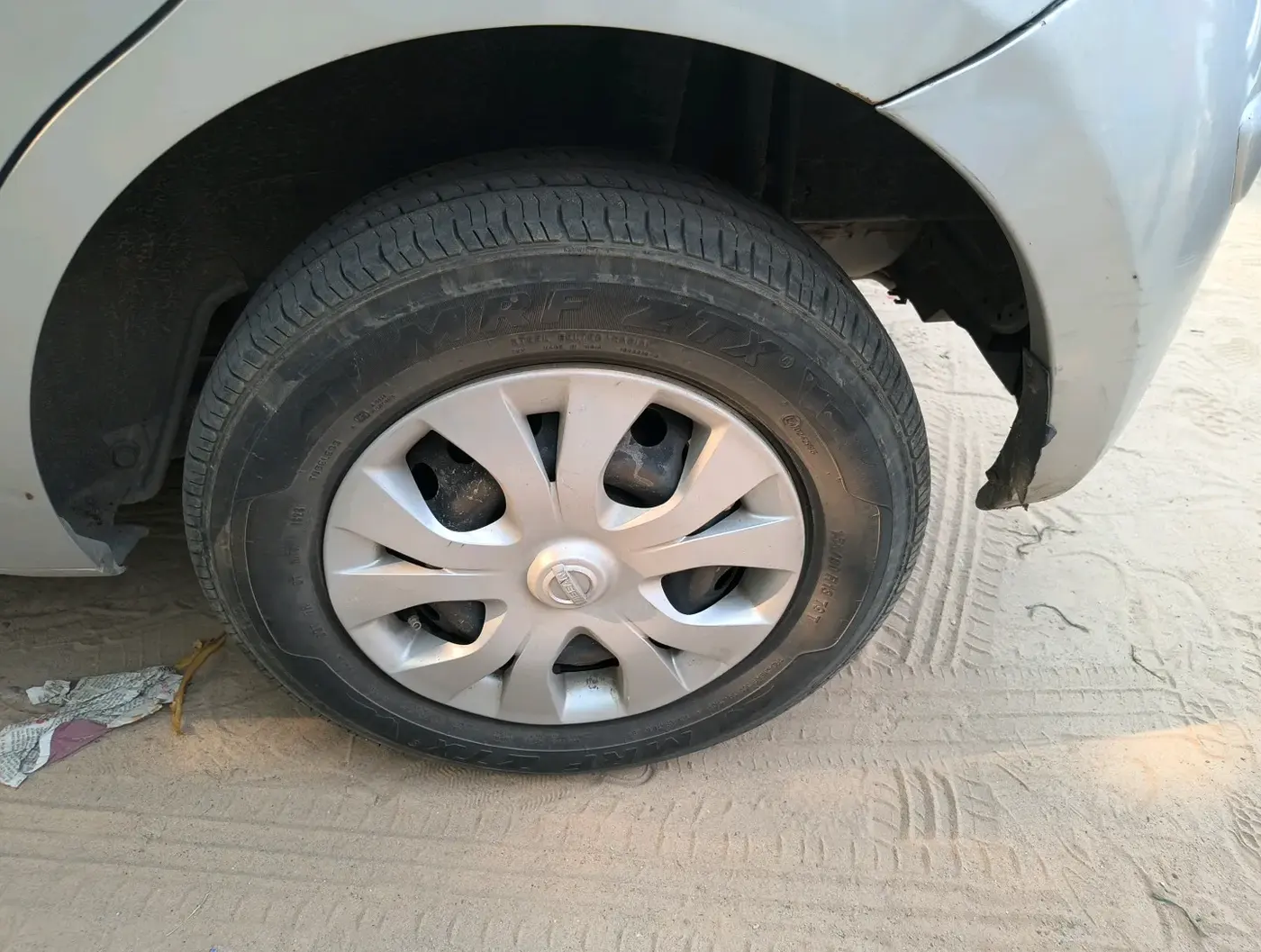 2015 Nissan Micra Active XV, Petrol, Manual, 96,982 km, tyre