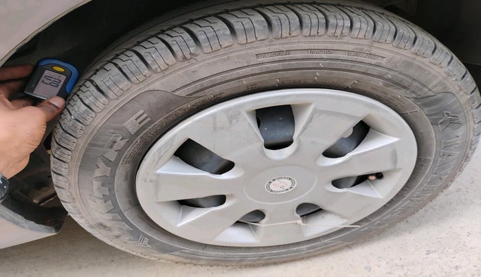 2017 Datsun Redi Go T (O), Petrol, Manual, 59,879 km, tyre