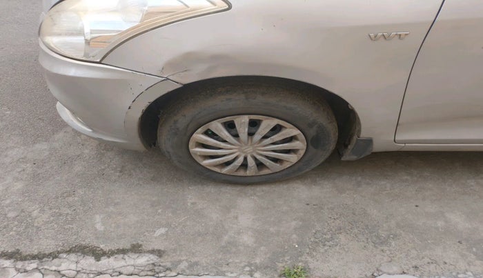 2015 Maruti Swift Dzire VXI, Petrol, Manual, 1,11,008 km, tyre