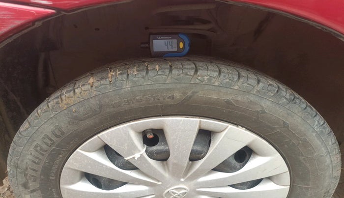 2011 Toyota Etios G, Petrol, Manual, 1,28,972 km, tyre