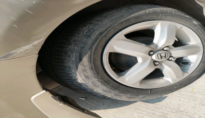 2011 Honda City 1.5L I-VTEC E MT, Petrol, Manual, 76,207 km, tyre