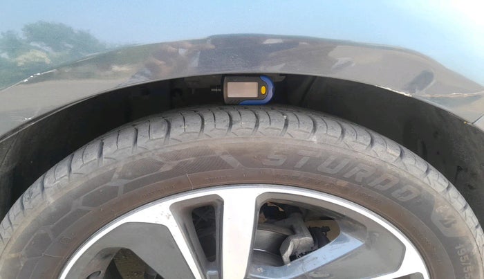 2021 Tata ALTROZ XZ PETROL, Petrol, Manual, 67,582 km, tyre