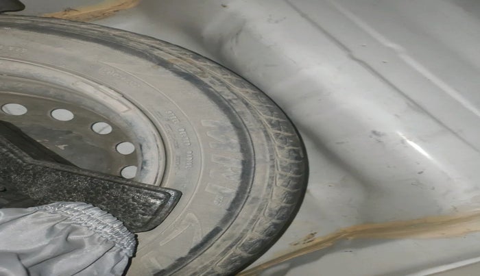 2017 Maruti Celerio ZXI AMT, Petrol, Automatic, 71,766 km, tyre