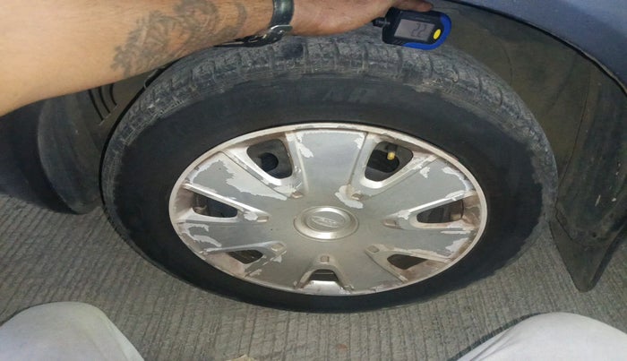 2014 Ford Fiesta AMBIENTE PETROL, Petrol, Manual, 80,423 km, tyre