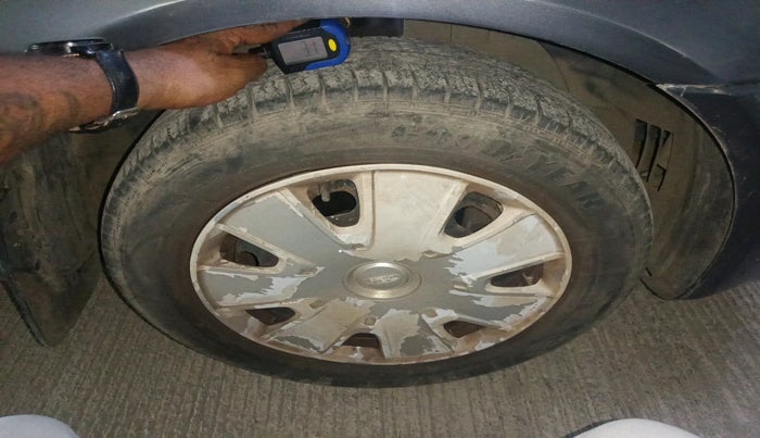 2014 Ford Fiesta AMBIENTE PETROL, Petrol, Manual, 80,423 km, tyre