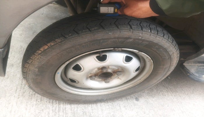 2010 Maruti Eeco 5 STR WITH A/C+HTR, Petrol, Manual, 91,983 km, tyre