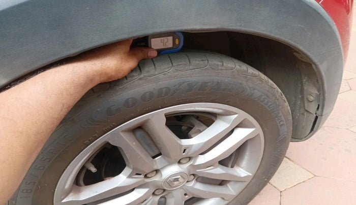 2019 Renault TRIBER RXZ, Petrol, Manual, 30,573 km, tyre