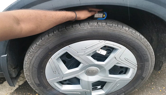 2025 Tata NEXON Smart + 1.5, Diesel, Manual, 1,682 km, tyre