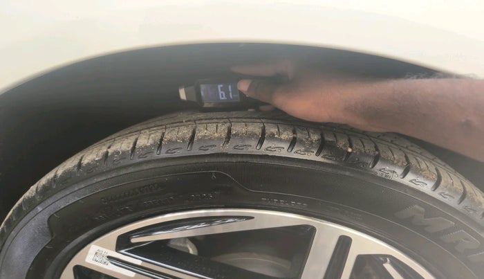 2025 Hyundai GRAND I10 NIOS ASTA AMT 1.2 KAPPA VTVT, Petrol, Automatic, 4,848 km, tyre