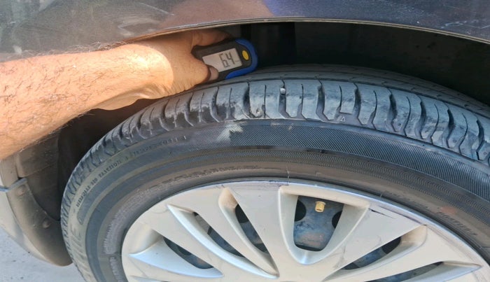 2015 Maruti Ertiga VXI, Petrol, Manual, 80,433 km, tyre