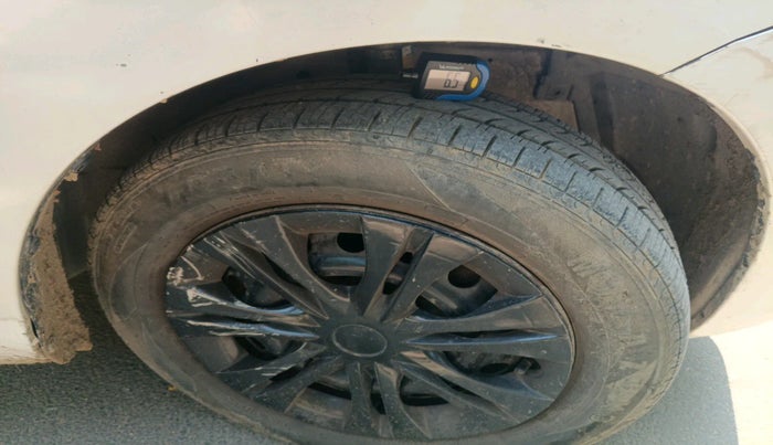 2014 Maruti Ertiga VXI, Petrol, Manual, 1,69,223 km, tyre