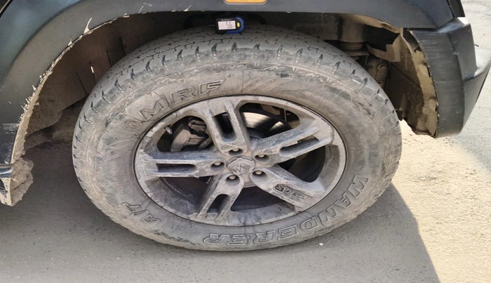 2024 Mahindra Thar LX Hard Top Diesel MT RWD , Diesel, Manual, 29,631 km, tyre