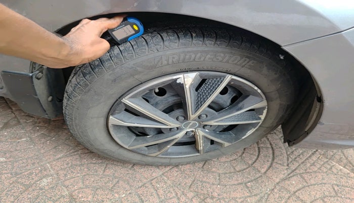 2018 Maruti Celerio VXI CNG, Petrol, Manual, 1,19,153 km, tyre