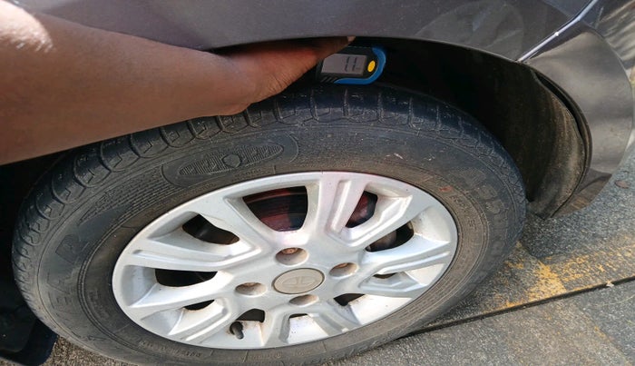 2018 Tata Tiago XZA PETROL, Petrol, Automatic, 22,206 km, tyre