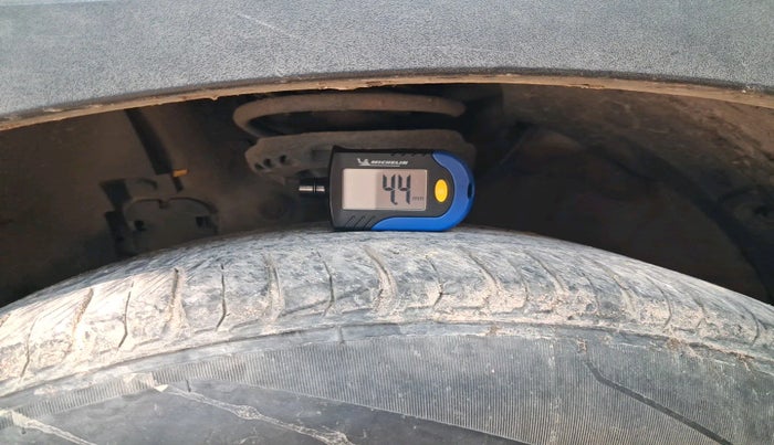 2019 Hyundai VENUE SX PLUS 1.0 TURBO DCT, Petrol, Automatic, 73,344 km, tyre