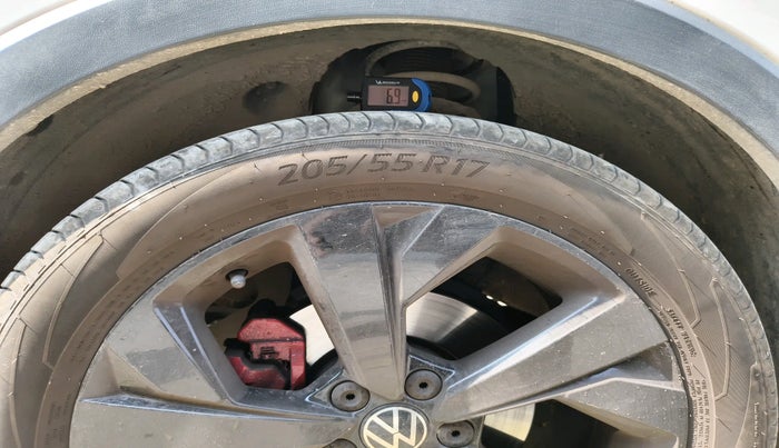 2024 Volkswagen TAIGUN GT Line 1.0L TSI MT, Petrol, Manual, 3,333 km, tyre