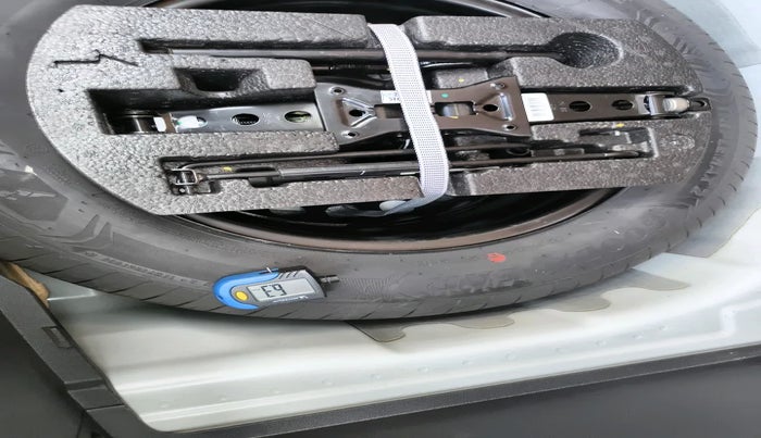 2024 Volkswagen TAIGUN GT Line 1.0L TSI MT, Petrol, Manual, 3,333 km, tyre