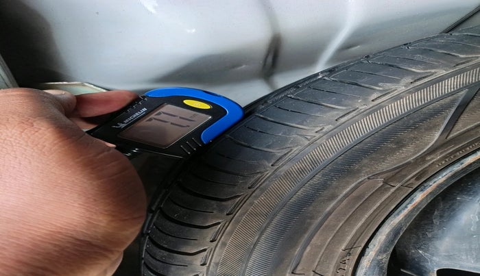 2018 Maruti Alto K10 VXI, Petrol, Manual, 87,817 km, tyre