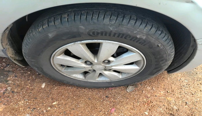 2012 Hyundai i20 ASTA 1.4 CRDI, Diesel, Manual, 2,63,000 km, tyre