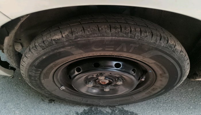 2023 Maruti Alto LXI OPT CNG, Petrol, Manual, 37,945 km, tyre