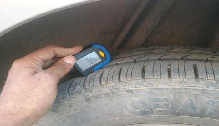 2016 Honda Jazz 1.2L I-VTEC V AT, Petrol, Automatic, 75,915 km, tyre