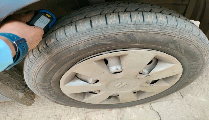 2017 Maruti Wagon R 1.0 LXI CNG, Petrol, Manual, 1,16,731 km, tyre