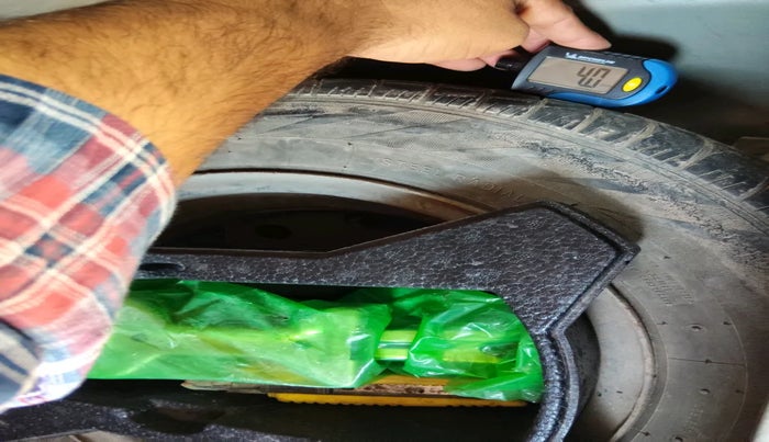 2017 Maruti Celerio LXI, Petrol, Manual, 55,159 km, tyre