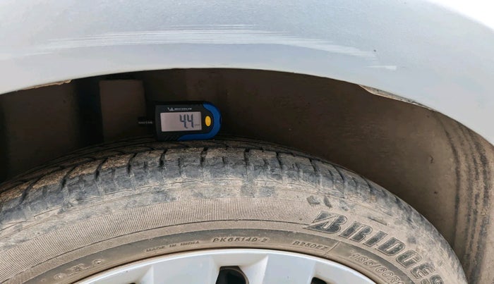 2013 Volkswagen Polo COMFORTLINE 1.2L, Diesel, Manual, 73,172 km, tyre