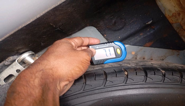 2021 Honda Amaze 1.5L I-DTEC VX CVT, Diesel, Automatic, 75,196 km, tyre