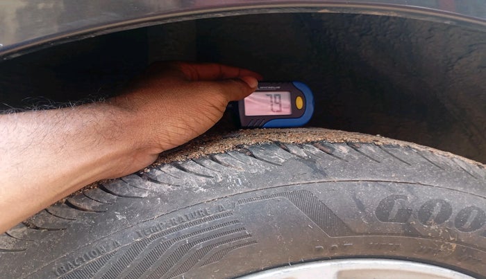 2021 Honda Amaze 1.5L I-DTEC VX CVT, Diesel, Automatic, 75,196 km, tyre