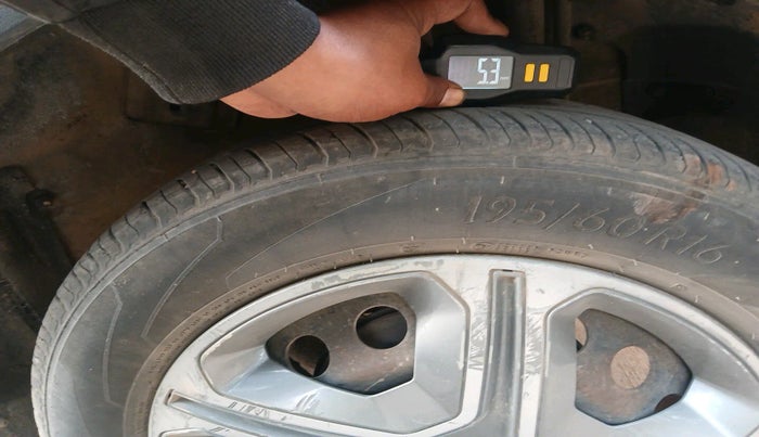 2017 Tata NEXON XT PETROL, Petrol, Manual, 43,024 km, tyre