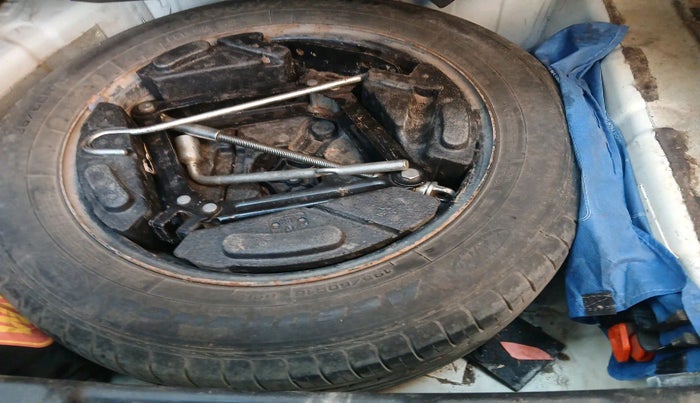 2017 Tata NEXON XT PETROL, Petrol, Manual, 43,024 km, tyre