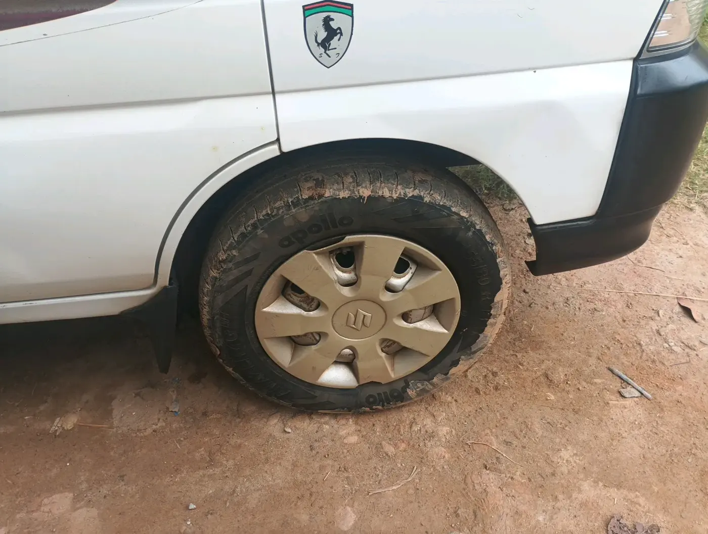 2013 Maruti Eeco 5 STR WITH A/C+HTR, Petrol, Manual, 1,25,930 km, tyre