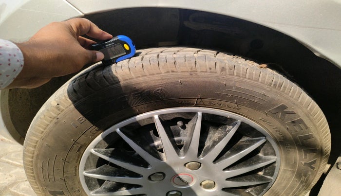 2020 Maruti Swift LXI, Petrol, Manual, 42,108 km, tyre