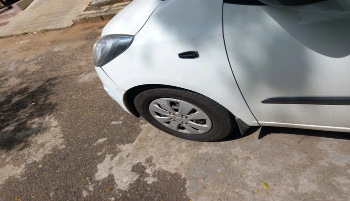 2011 Hyundai i10 MAGNA 1.2, Petrol, Manual, 1,30,855 km, tyre