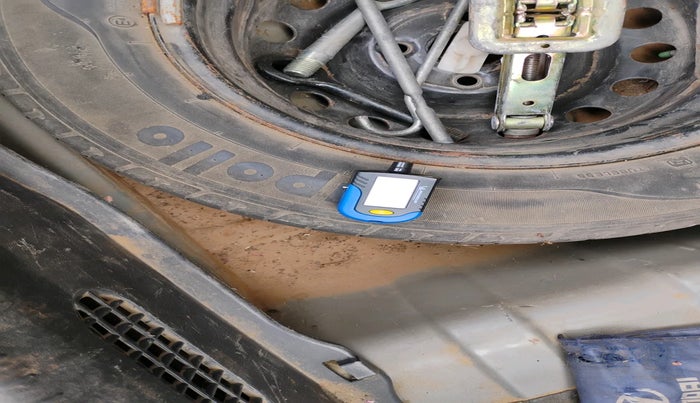 2013 Hyundai i20 SPORTZ 1.4 CRDI, Diesel, Manual, 1,37,542 km, tyre