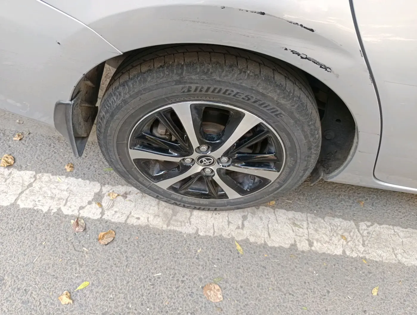 2020 Toyota YARIS V CVT, Petrol, Automatic, 44,195 km, tyre