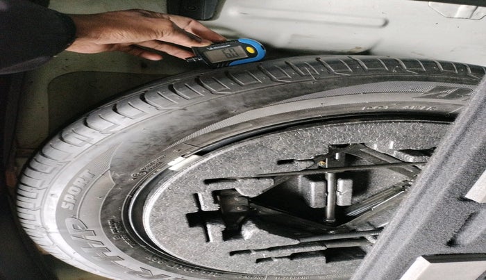 2018 Hyundai Creta SX PLUS AT 1.6 PETROL, Petrol, Automatic, 86,402 km, tyre