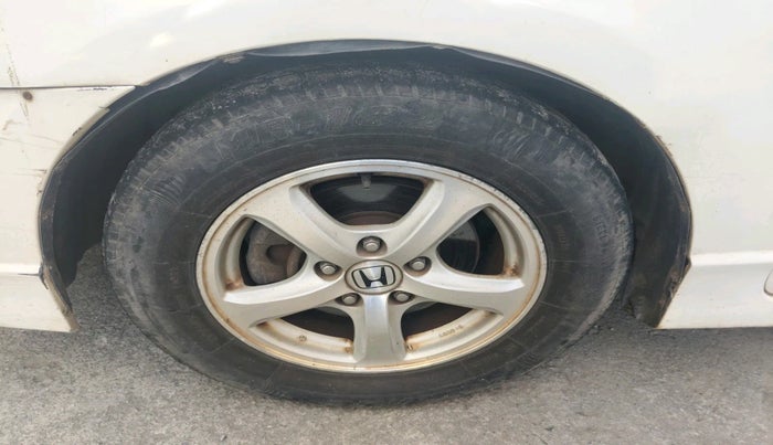 2011 Honda Civic 1.8L I-VTEC V AT, Petrol, Automatic, 68,900 km, tyre