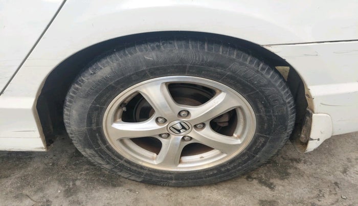 2011 Honda Civic 1.8L I-VTEC V AT, Petrol, Automatic, 68,900 km, tyre